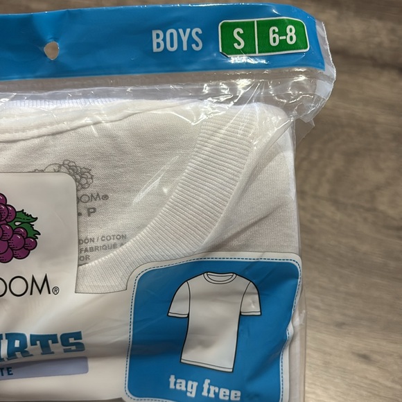 Fruit of the Loom Boys White T-Shirts Pack - Picture 3 of 4